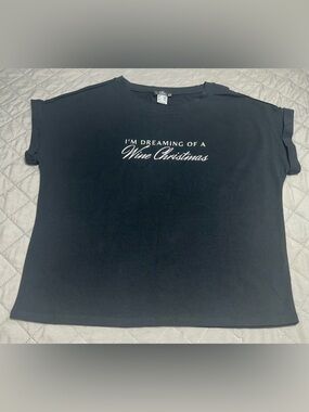 VENUS Black Crewneck Tee with Label Detail